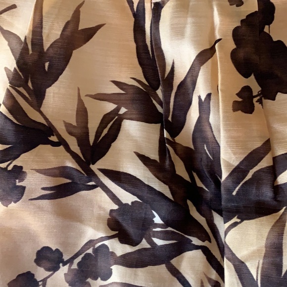 TALBOTS size cream A-line silkblend skirt in excellent condition - Picture 3 of 6